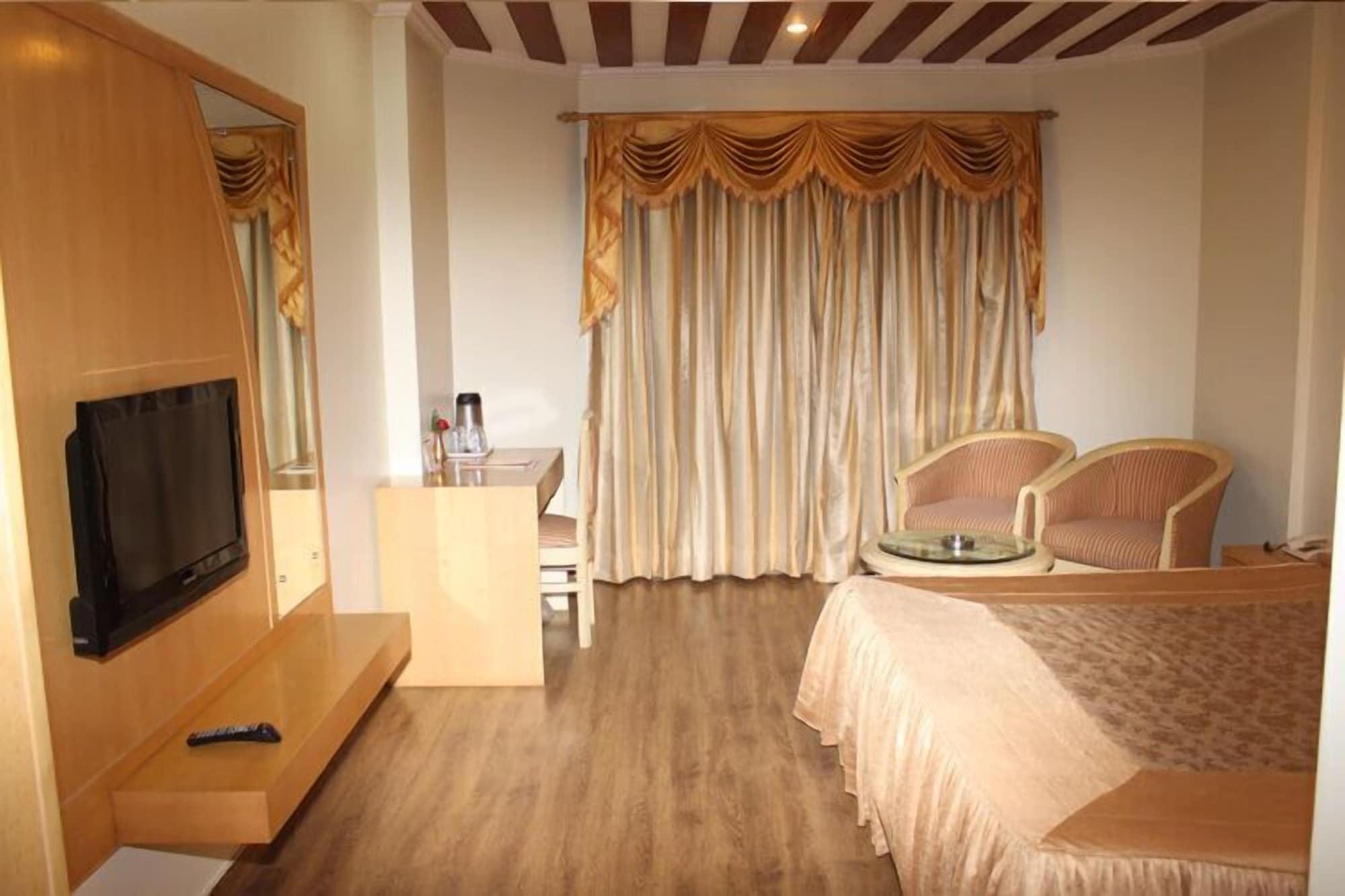 Hotel Vaibhav Varanasi Dış mekan fotoğraf