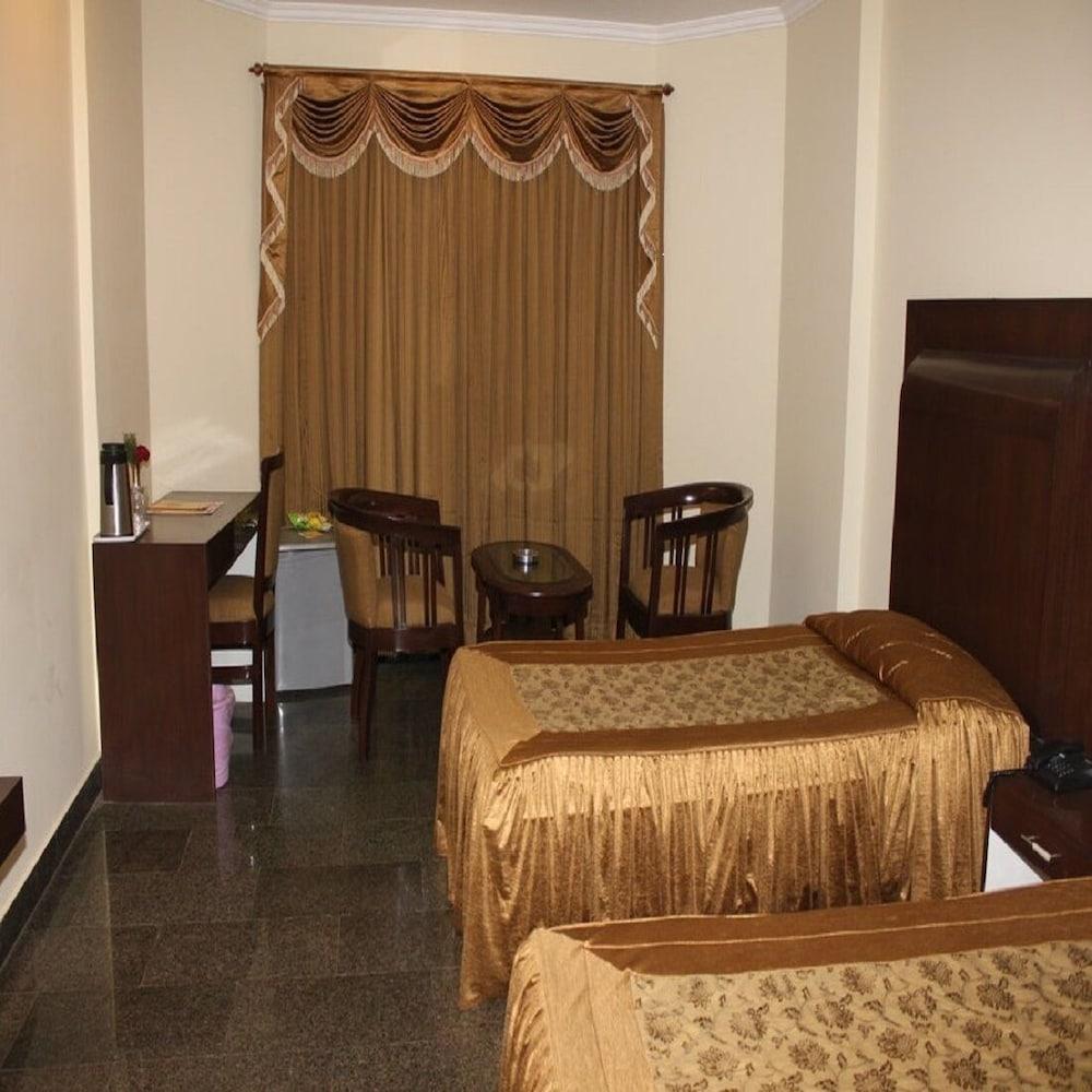 Hotel Vaibhav Varanasi Dış mekan fotoğraf