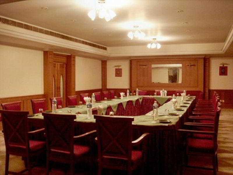 Hotel Vaibhav Varanasi Dış mekan fotoğraf