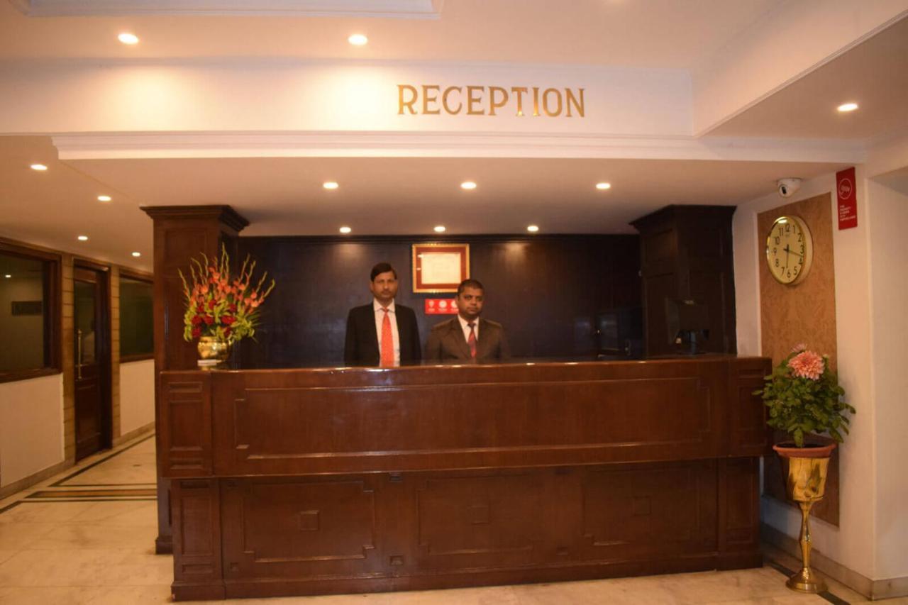Hotel Vaibhav Varanasi Dış mekan fotoğraf