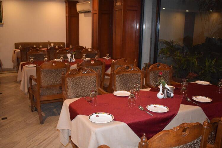 Hotel Vaibhav Varanasi Dış mekan fotoğraf